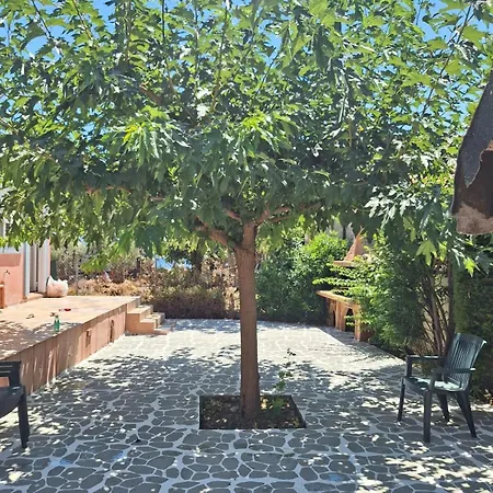 بيت للعطل House By The Sea Kalamáki