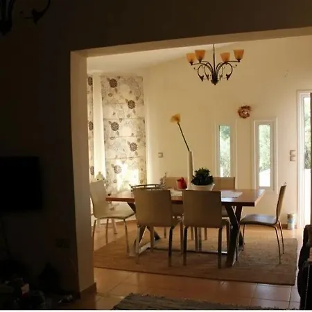 Vakantiehuis House By The Sea