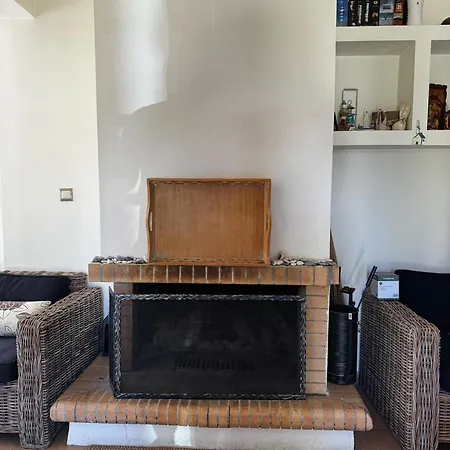Vakantiehuis House By The Sea *