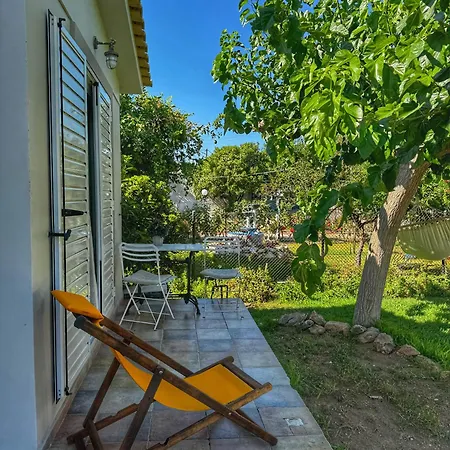 Vakantiehuis House By The Sea *