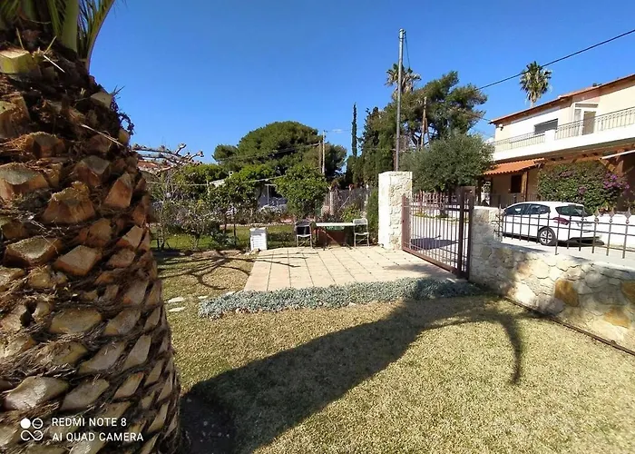 House By The Sea בית נופש